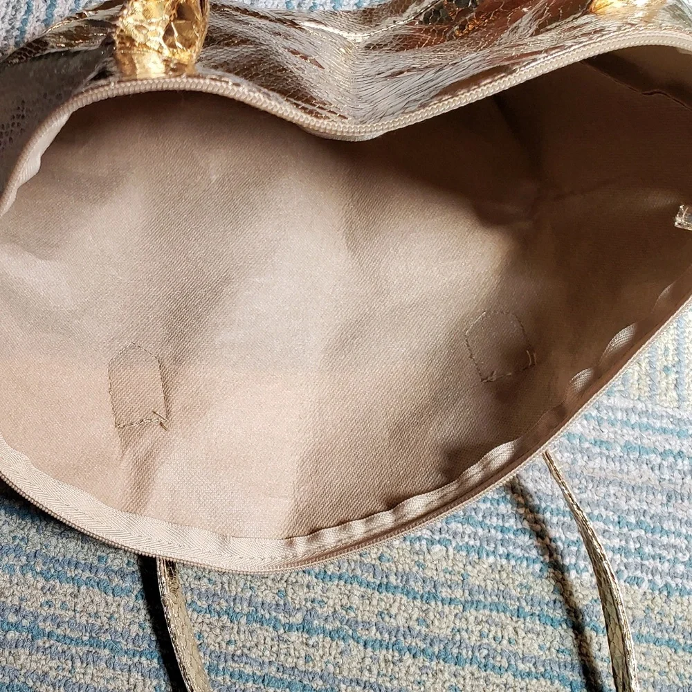 Elizabeth Arden Totes - set of 2, Gold And An Animal Print